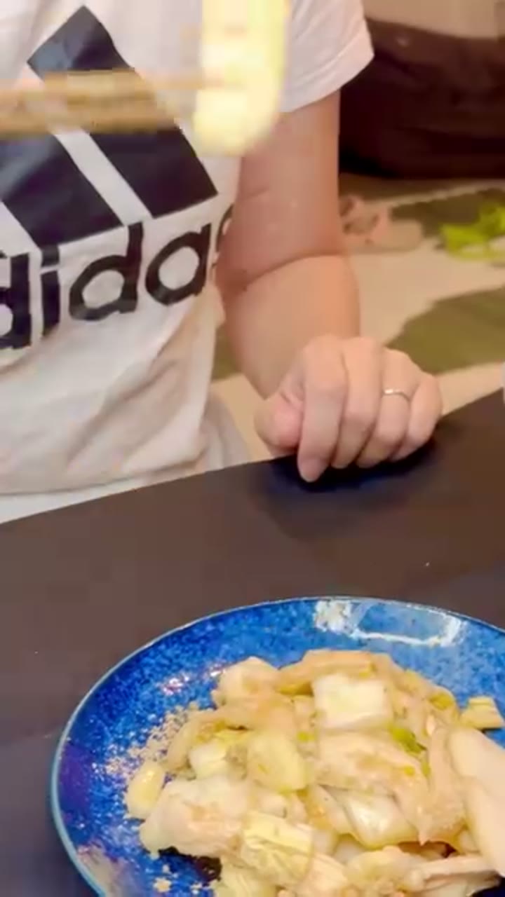 鶏むねと白菜の激うま香味サラダ